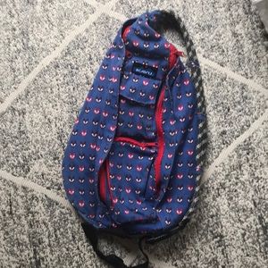 Kavu cross body bag